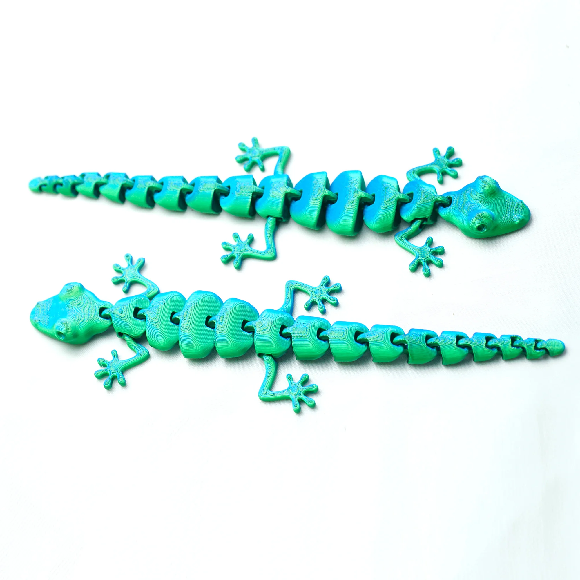 3D printed gecko animal toys, home rooms, car decorations, tabletop decorations, and joints for free movement