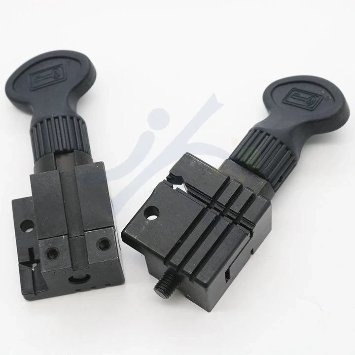 CHKJ 2PCS/Set Key Clamp For Wenxing key Machine Fixture for 339 369 339 399AC Q31 Q39 Q39A Vertical Machine Car Accessories