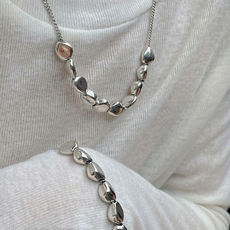 FOXANRY Vintage Punk Necklace Party Jewelry Charm Women New Fashion Simple Irregular Geometric Holiday Beach Accessories Gifts