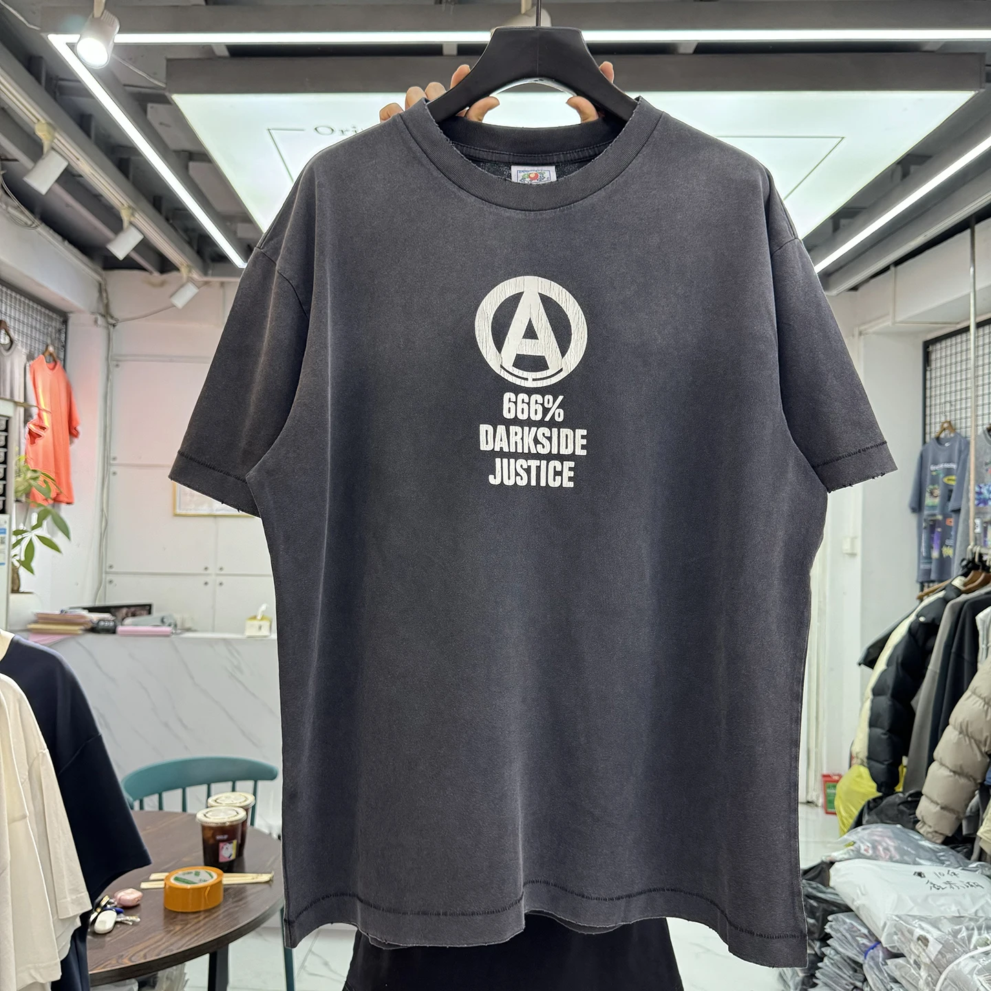 

Retro Washed Short Sleeve T-Shirt Letter Pattern Print American Street Style Vintage Durable Cotton round Neck Men's Top