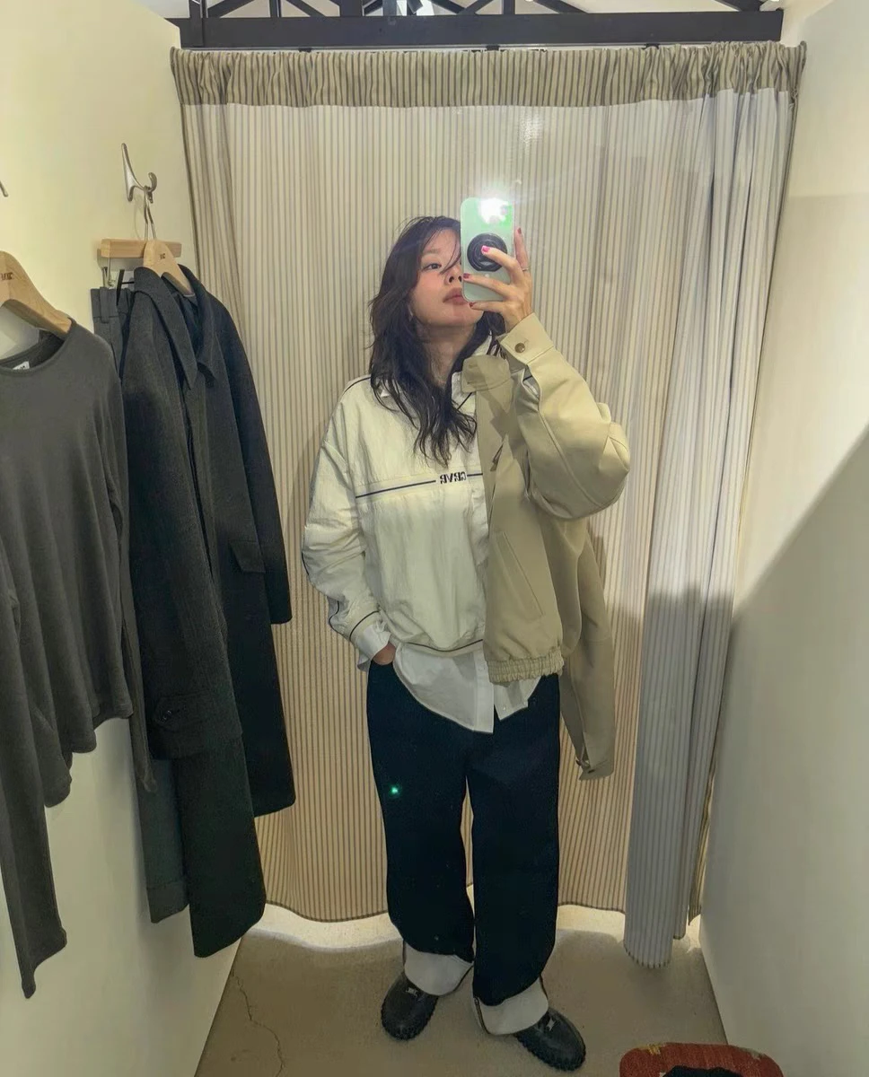 カジュアル アメリカン スタイル V ネック 長袖 スウェットシャツ スリミング ルーズ フィット 多用途 レタープリント トップ 若い女性向け 25-29