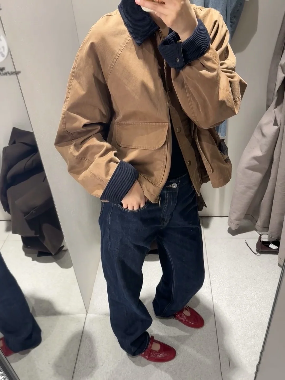 Chaqueta de Cuero Ence para Mujer, Primavera 2025, Estilo Americano, Cuello en Contraste de Color, Fibra de Poliéster Ora...