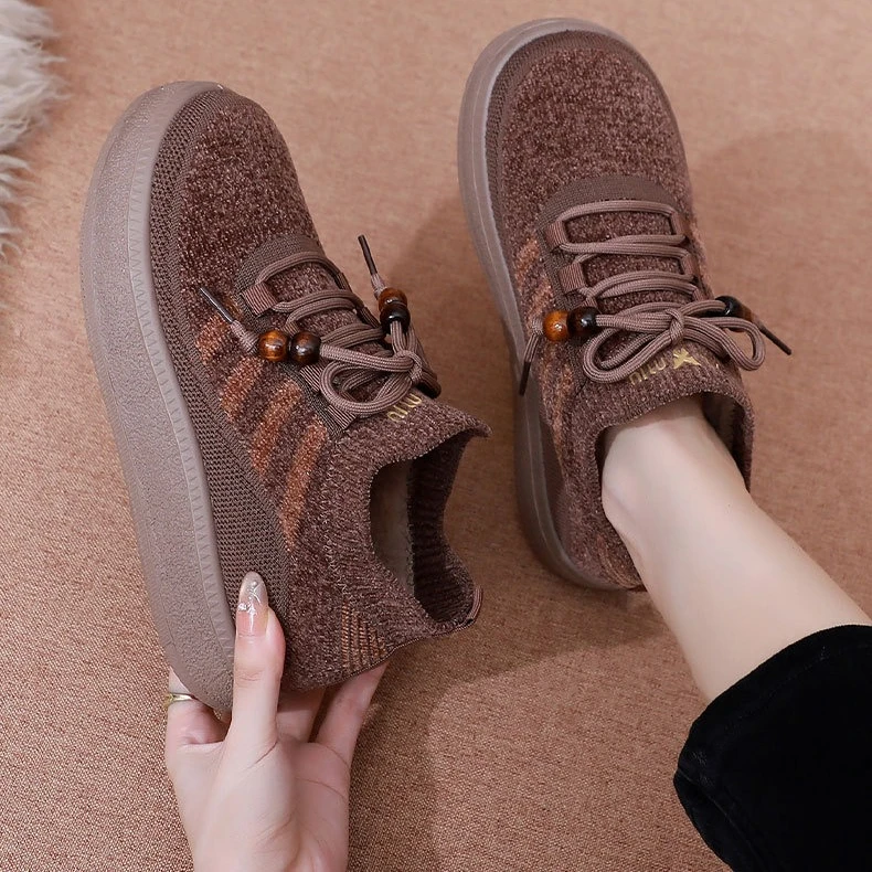 

Winter Fleece Warm Women's Snow Boots Comfortable and Non Slip Thick Soled Casual Shoes Soft Soled Cold Resistant Cotton Shoes