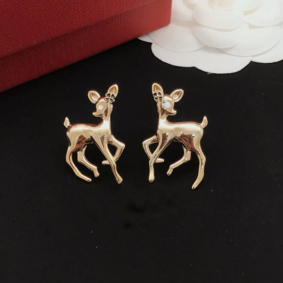 

2025 New Trend Deer Metal Earrings Sweet and Cute Animal Pendant Earrings Women's Earrings Jewelry