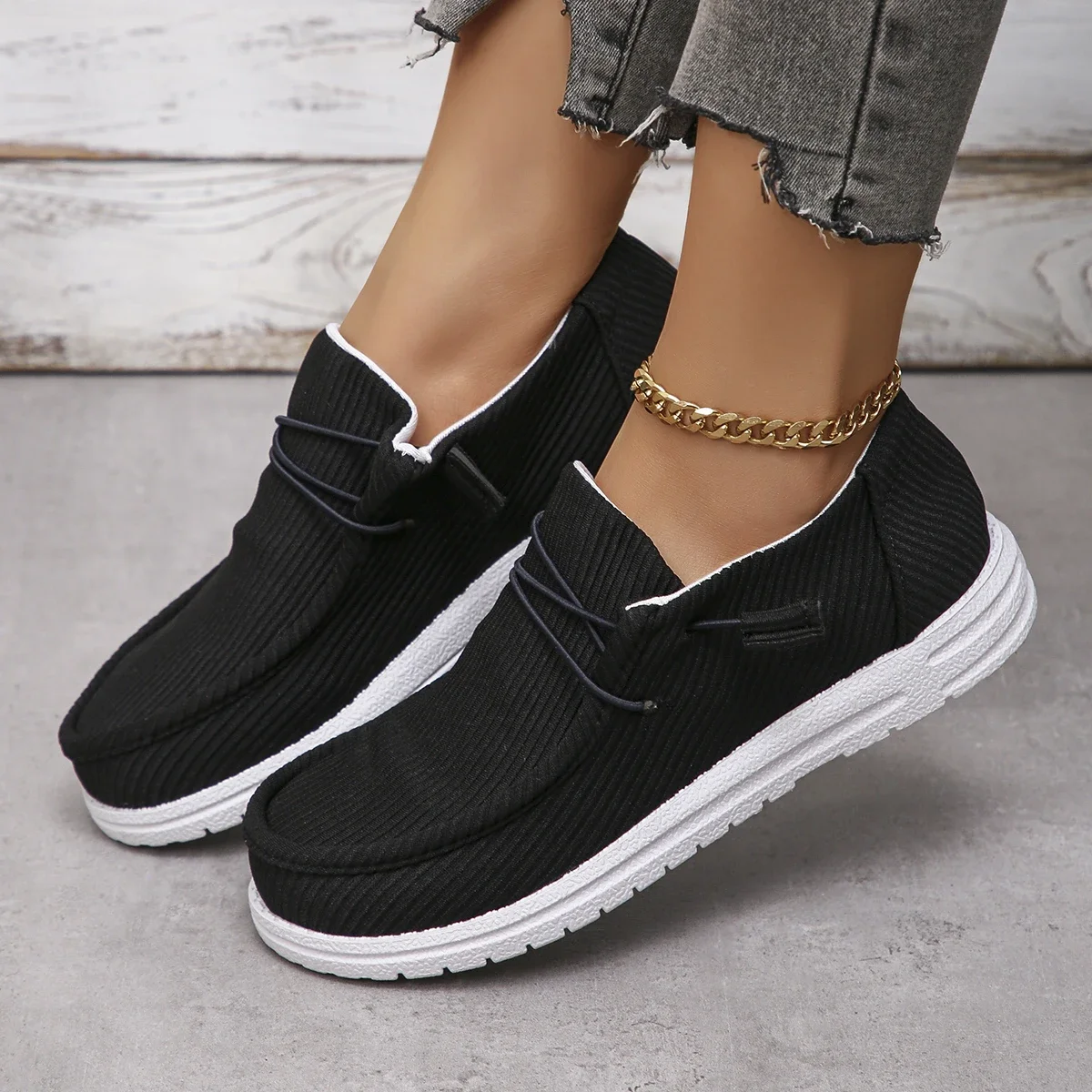 Women Sneakers 2024 Summer Casual Sneakers Women Breathable Cloth Loafers Platform Shoes Woman Designer Shoes Zapatos De Mujer