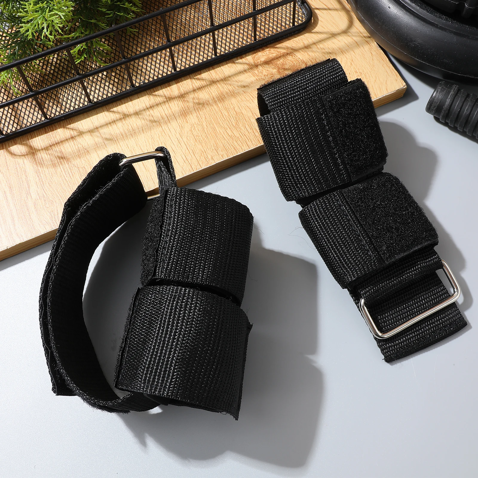 

2 pcs Ankle Straps Dumbbell Foot Attachment Black Adjustable Workout Gym Accessories Leg Exercises Fitness Equipment