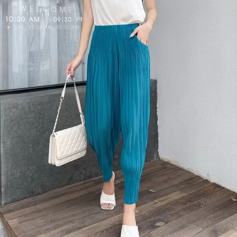 woman Women\'s Pants Miyake pleated casual small leg slimming look nine point harem pant summer thin versatile light tight Capris