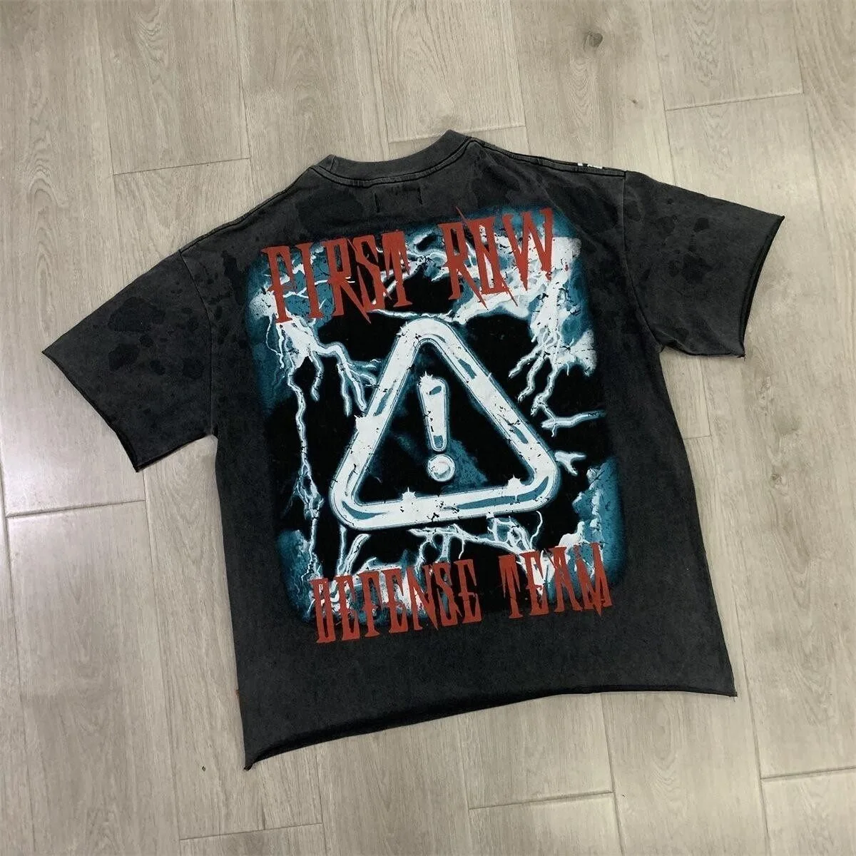 First Row Retro Vintage Washed Short-Sleeved T-Shirt with Street Lightning Print Hip-Hop Loose Casual Shirt