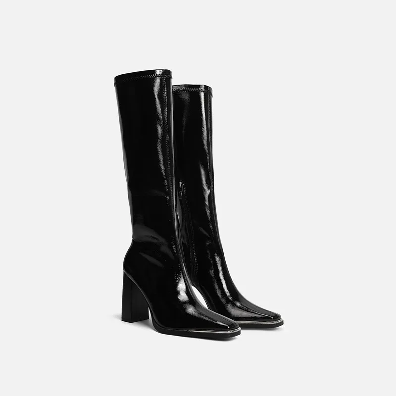 Botas altas de otoño para mujer, nuevas botas de caballero de tubo medio con punta cuadrada de Metal y charol con cremallera lateral sin rodilla y tacón alto