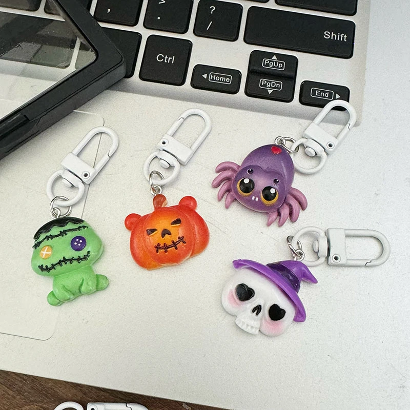 Llavero divertido de Halloween, accesorio de resina de dibujos animados, perfecto para llaves de coche, mochilas, calabaza de moda, regalo de fiesta de Halloween, nuevo