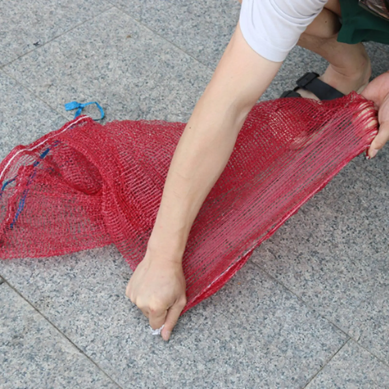 

Сетчатая сумка для продуктов: дышащая, прочная, на завязках, многофункциональная, легкая – для фермеров и рынков