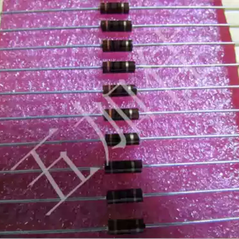 10-100pcs imported RC07GF300J 30R 1/4W antique authentic solid core carbon core non inductive resistor