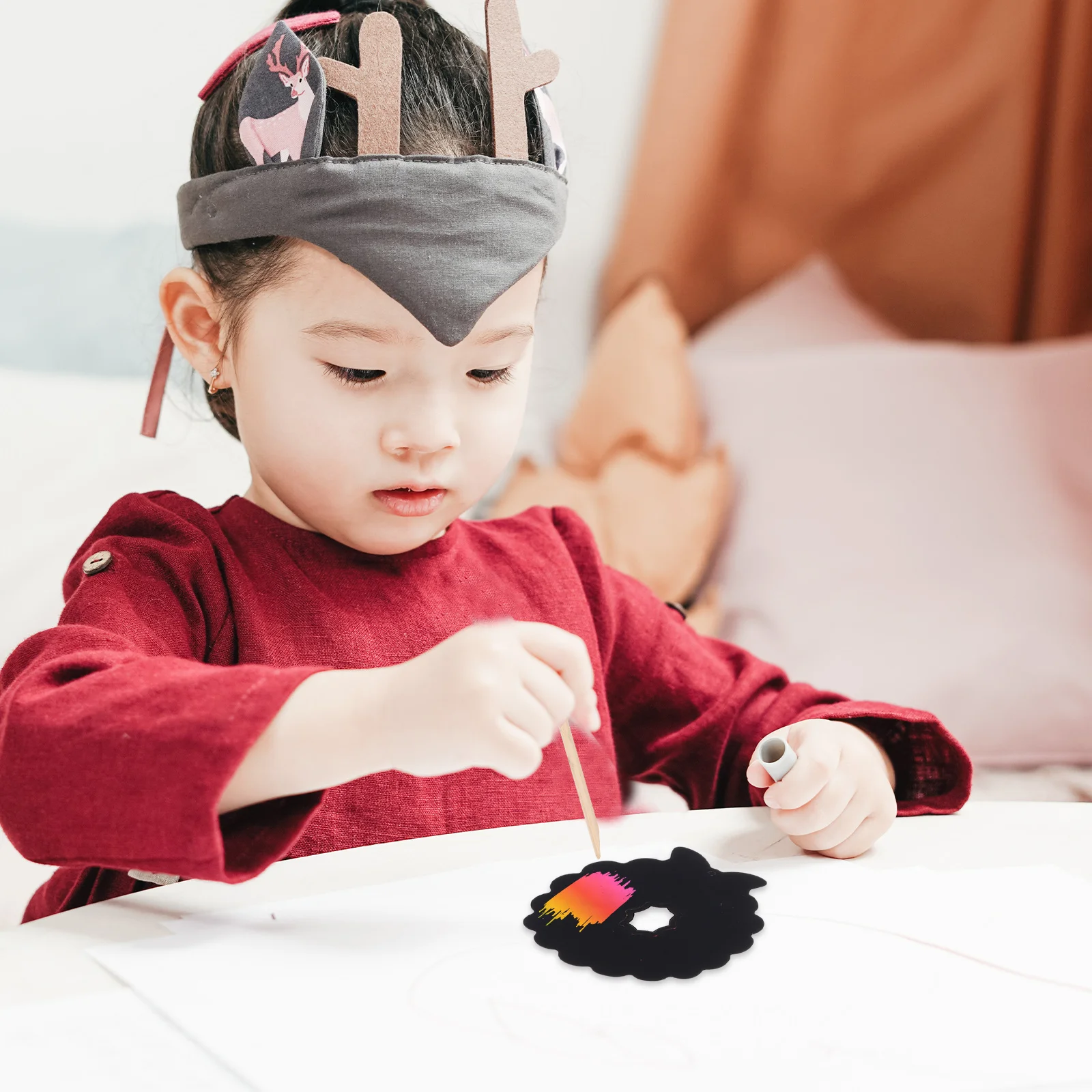 1 set di fogli artistici in carta antigraffio natalizia Disegni stilo in legno facili da usare Esplorazione creativa divertente per regali per bambini