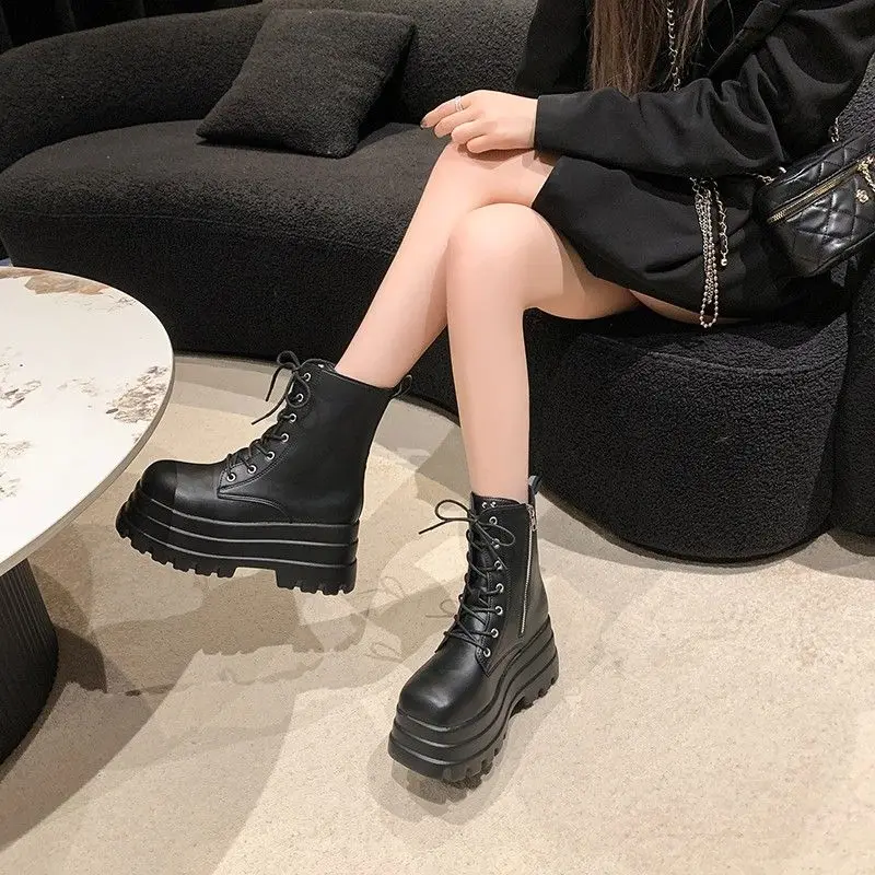 

Женские ботильоны в стиле панк, кожаные американские большие размеры, теплые женские короткие туфли, тренд 2025, модная новая распродажа в стиле рок, ботильоны из искусственной кожи