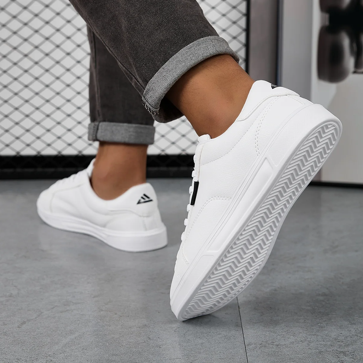 ربيع الرجال النساء أحذية في الهواء الطلق جلد أبيض حذاء رياضة كاجوال الصيف رياضة الجري تنفس المشي شقة الأحذية النسائية الموضة