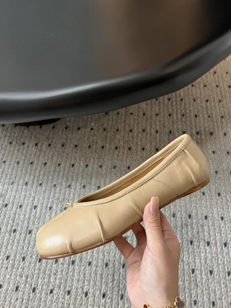 Fashion Khaki Women\'s Tabi loafers New Ballet Slip-on Horseshoe Split Toe Shoes High Quality Genuine Leather Low Heel Sandals