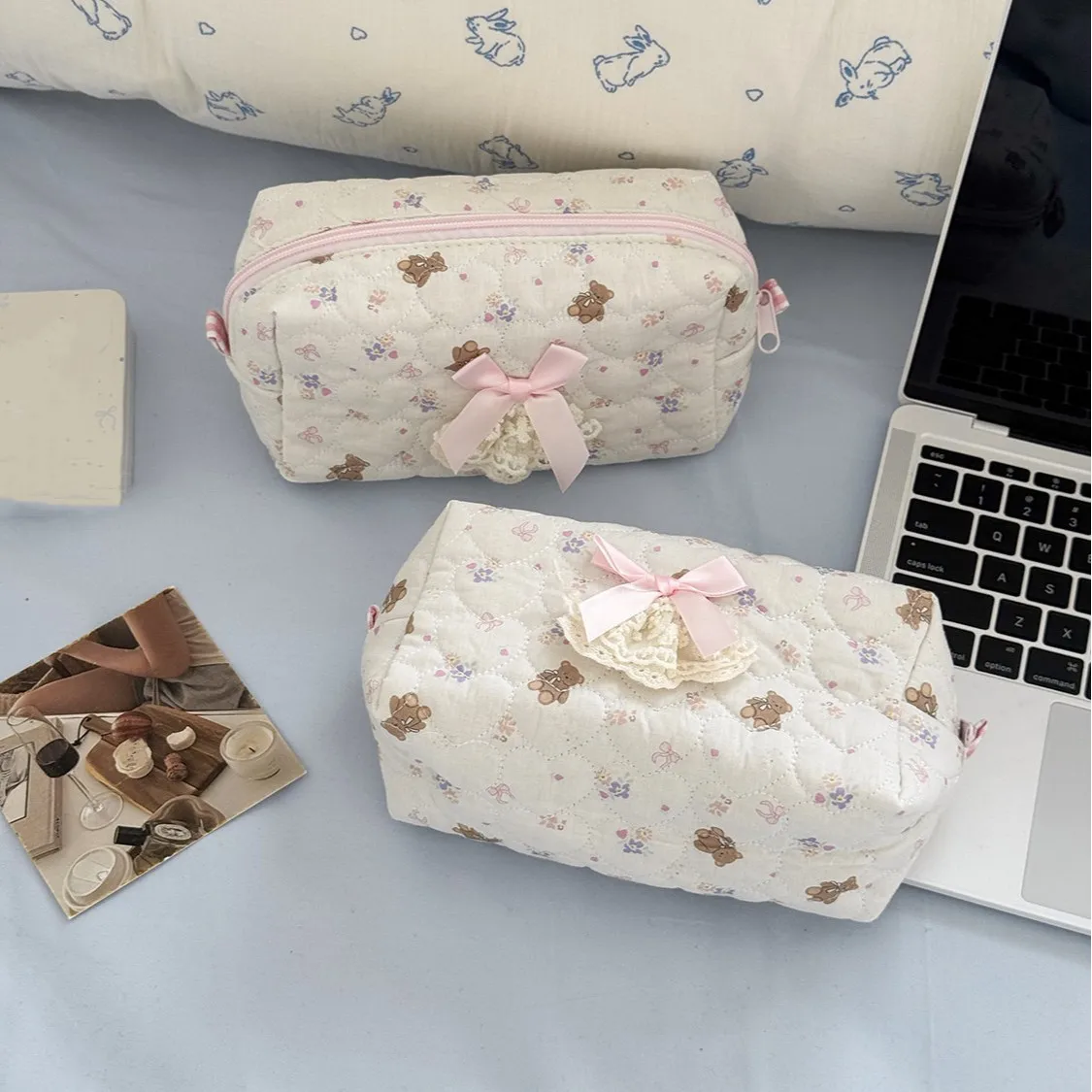 Cute Bear Girl Makeup Bag High-Aesthetic Minimalist Small Flower Cosmetic Storage Bag Neceseres Infantiles Cosmetic Bag Cute Bag