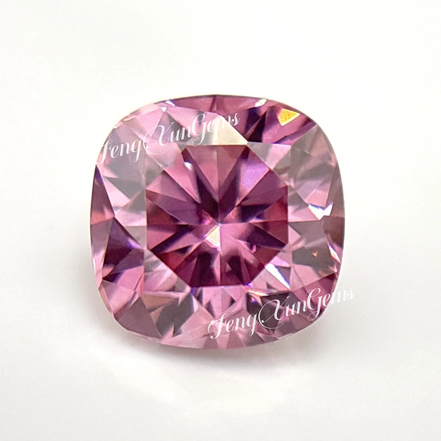 

Cushion Excellent Cut Moissanite Stone Pink Synthetic Gemstone For Jewelry Inlay Passed diamonds Tester II With GRA Certificate