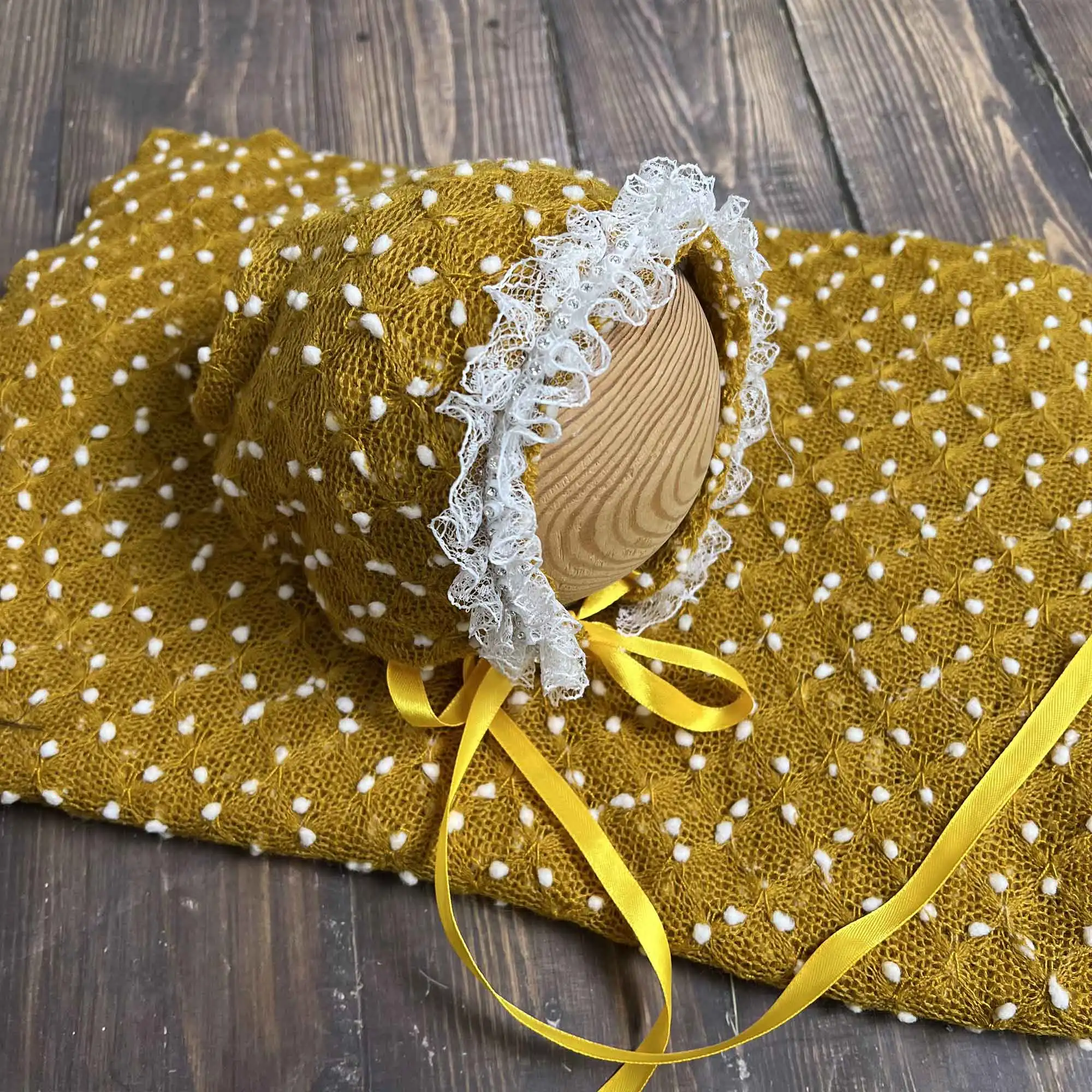 

Don&Judy Newborn Polka Dot Wrap Headwear Polka Dot Hat with Lace Trim Infant Baby Photo Shoot Trim Bebe Photographic Accessory