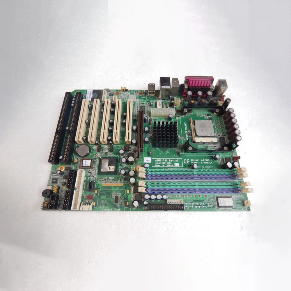 

Промышленная материнская плата LGA478 с двумя слотами ISA AIMB-742 AIMB-742VE REV A1