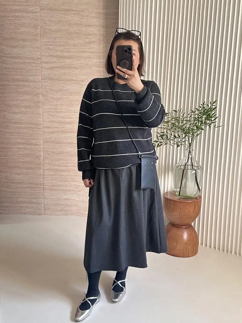 

Женский шерстяной свитер Rose Sister больших размеров в корейском стиле с полосками, длинный рукав, круглый вырез, для повседневной носки, зимняя коллекция