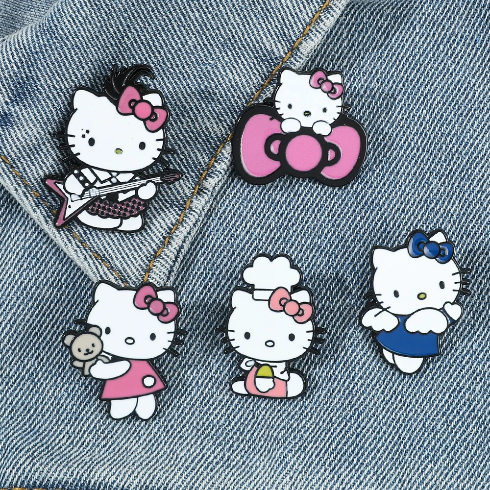 Sanrio Hello Kitty Brooch Pin Cute Cartoon Pachacco Keroppi Kulomi Badge Bags Clothes Accessories Wholesale