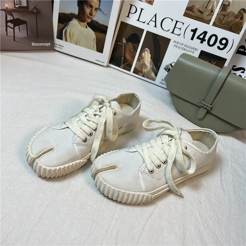 Thumbnail 4 - #81 Canvas Shoes List of Top Picks