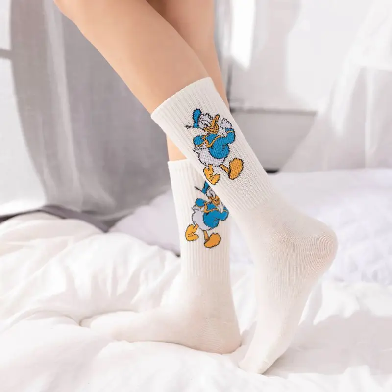 Disney Anime Sport Socks Cute Mickey Mouse Donald Duck Daisy Kawaii Cartoon Comfortable Cotton Mid-tube Socks Gifts for Girls