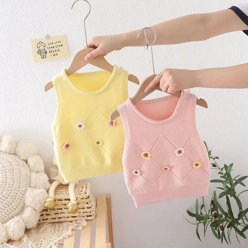 

Cute Small Fresh Girls Flower Decor Vest Children Pure Color Round Neck Knitted Vest Baby Girl Fashion All-match Sleeveless Vest
