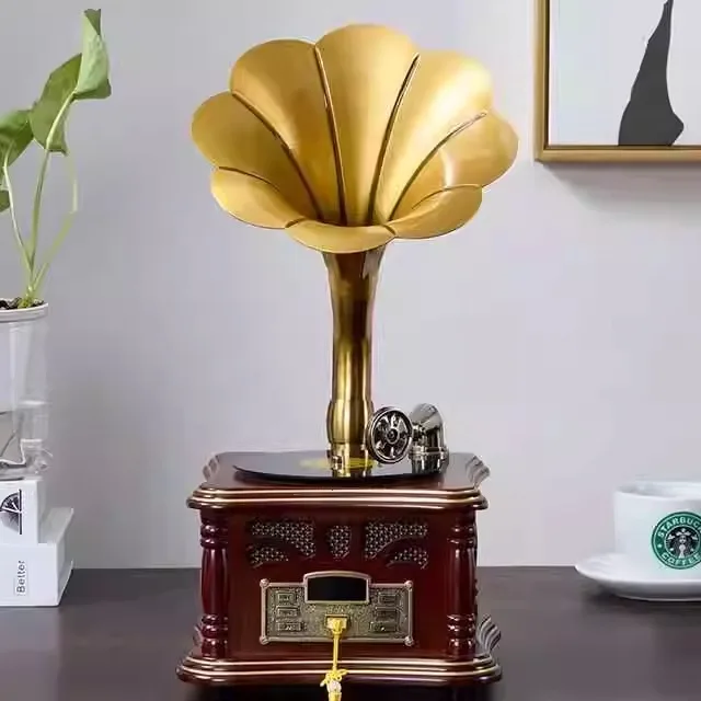 

Retro multifunctional mini phonograph living room European solid wood ornament