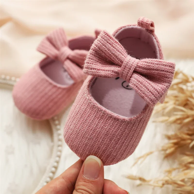 0-1 Years Old Wool Girl Baby Shoes Soft-soled Princess Baby Shoes Comfortable Bow Toddler Shoe Cute and Stylish