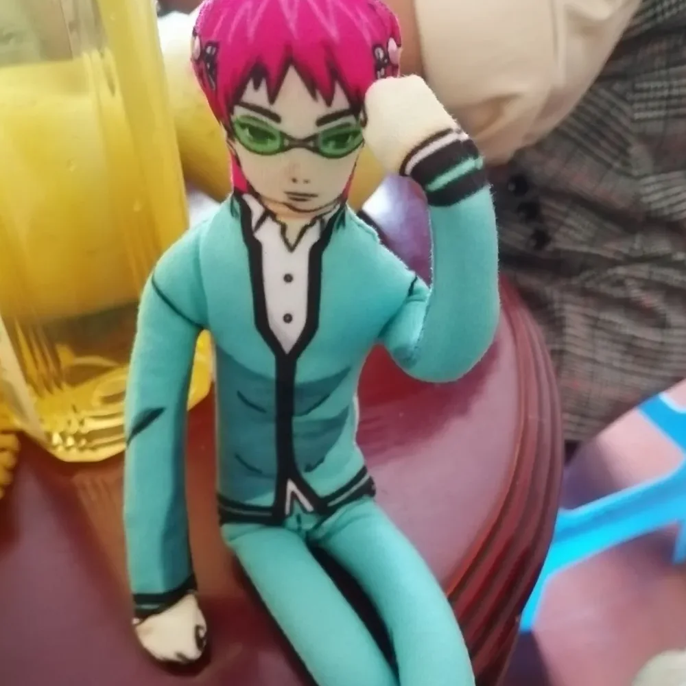 アニメ災難の生活の斉木楠雄コスプレ綿人形スレンダーツイスト可能な形状ルーム装飾抽象モデル