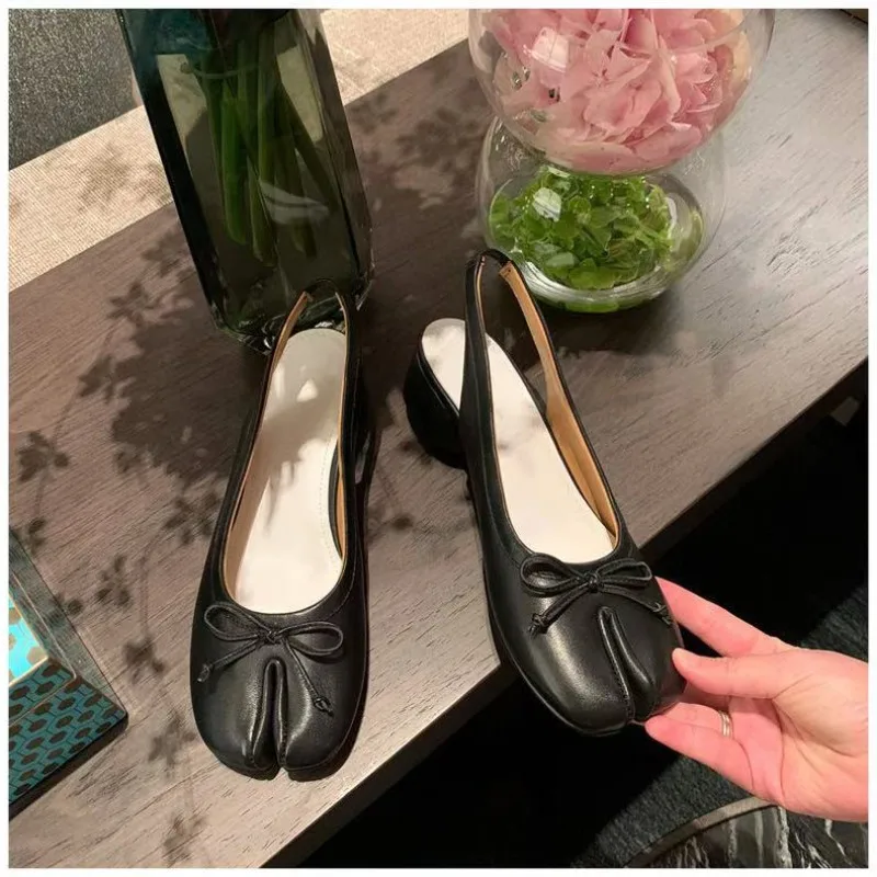 3CM High Heel Tabi Split-toed Ballet Shoes Bow Mary Jane Heel Black White Elegant Tabi Slingback Large Size 42 Summer New