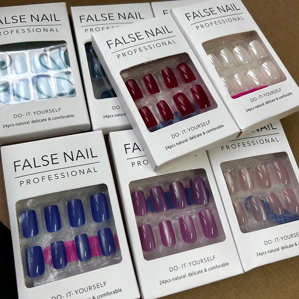 

24pcs Short Square Ocean Blue Cat's Eye Fake Nails Glossy Highlights Full Cover Press On Nails Electroplated Pearl White Nails