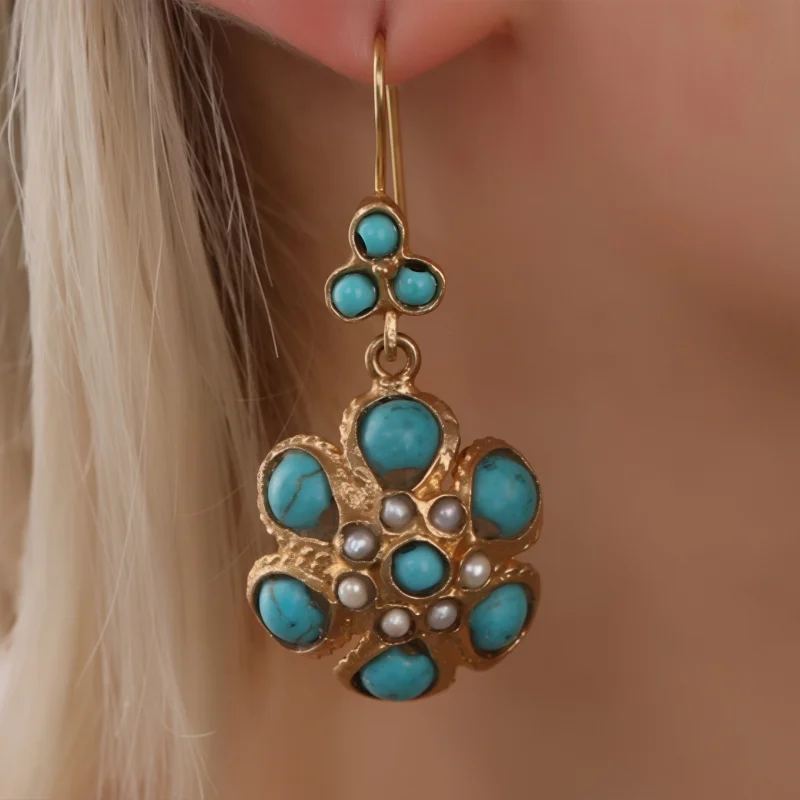 Vintage Elegante Synthetische Türkis-Ohrringe mit Blumenmuster in Gold für Damen - Charmanter Schmuck für Bankette und Festlichkeiten