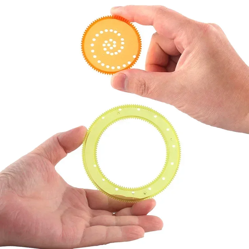Funny Interlocking Gears Wheels Spirograph Drawing Toys Set Creative Educational Toy for Children Painting Drawing Accessories