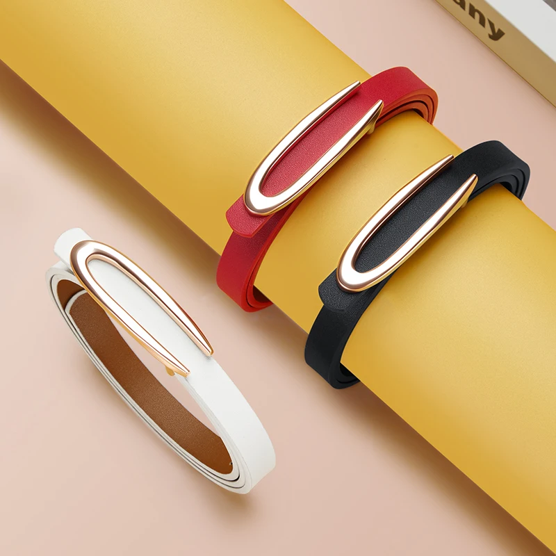 

Womens Thin Leather Belt，1.4CM Width New Trendy Teen Girl Belt for Jeans Dresses