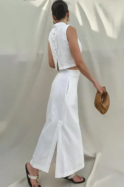 

Two Piece Set Women Outfit 2025 Summer New White Cotton and Linen Sleeveless Mock Neck Top & Casual Slit Long Skirt Set
