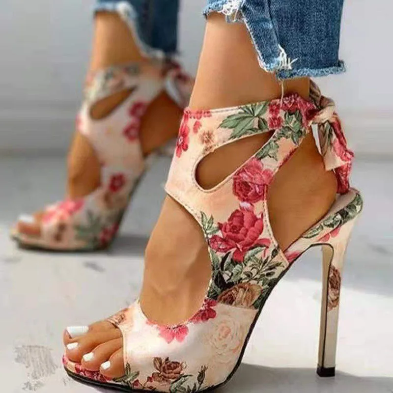 2025 sommer Street Style Mode Offene spitze Frauen Sandalen Dünne Fersen Aushöhlen Druck Gladiator Alias Damen Schuhe WSH 5312
