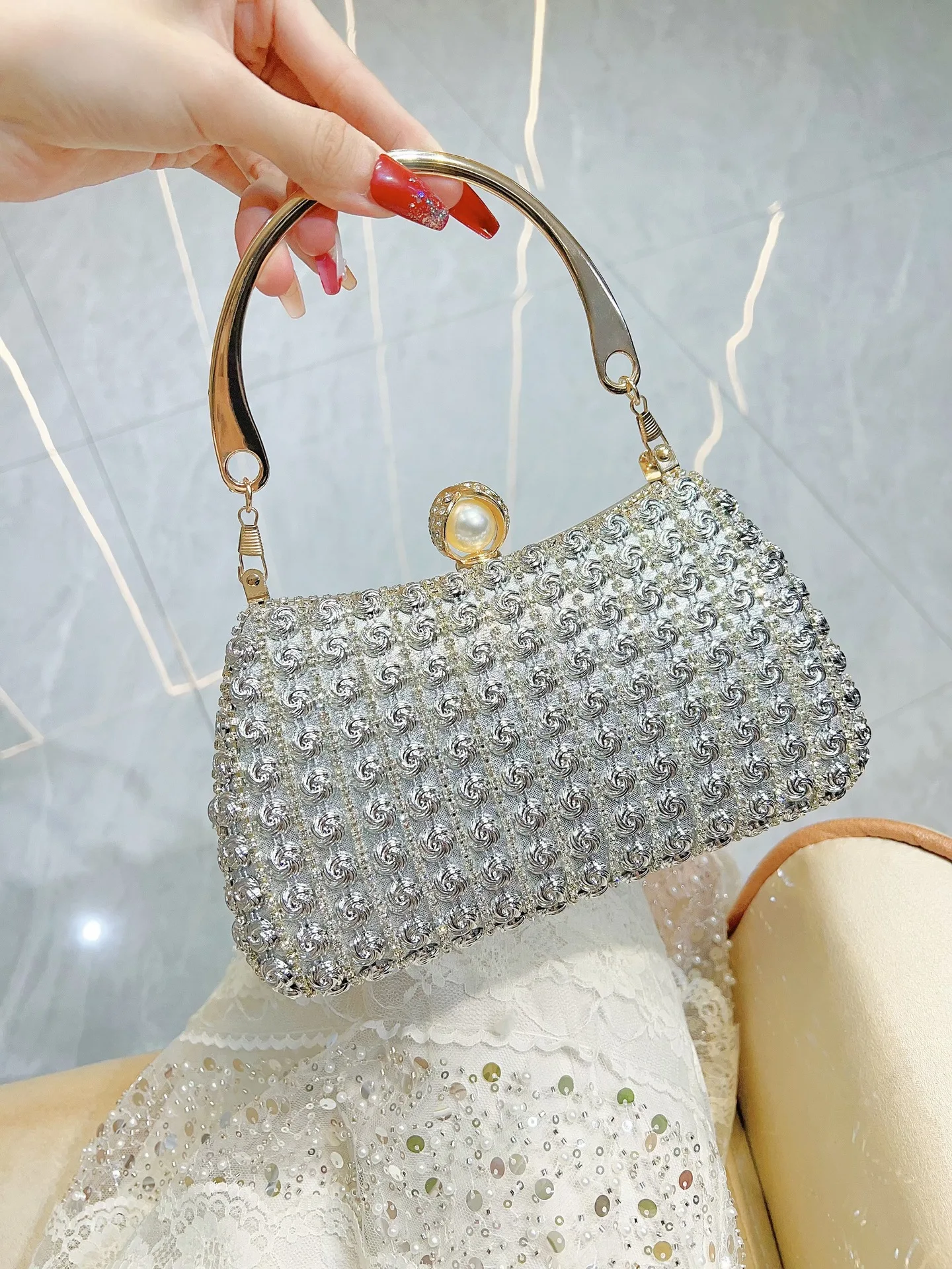 

New Luxury Teardrop Full Diamonds Design Evening Clutch Bag 2025 Women's Top-handle Handbags Messenger Bag Shiny Prom Bag Wallet