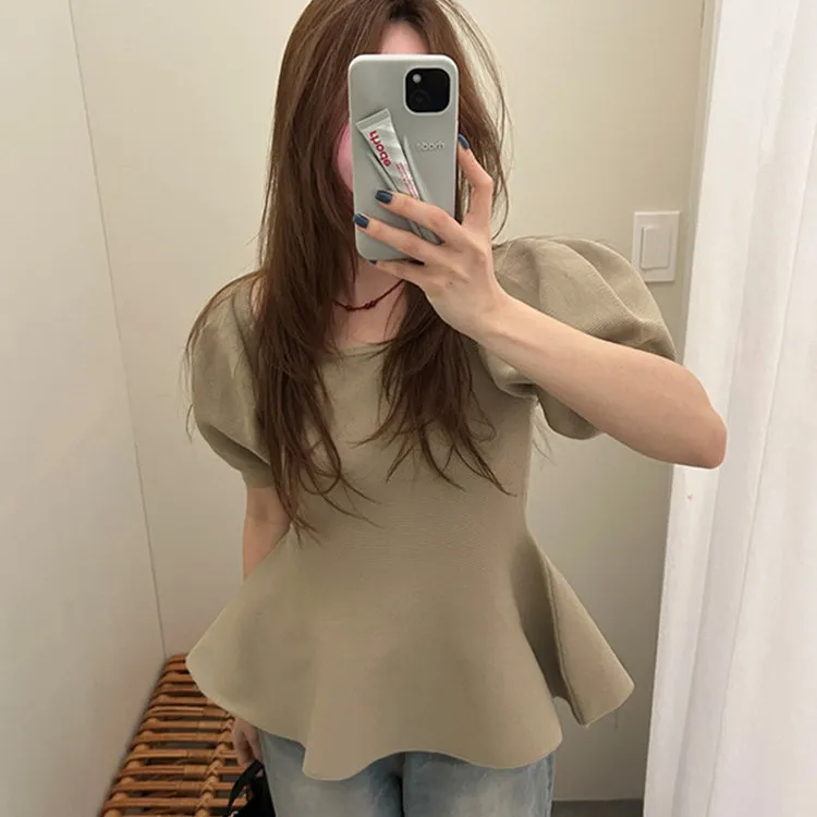 

Retro Anti-Aging Bloomer Hem Bubble Sleeve Knitted Sweater Women Summer New Style Slimming Top French Style round Neck Short ...