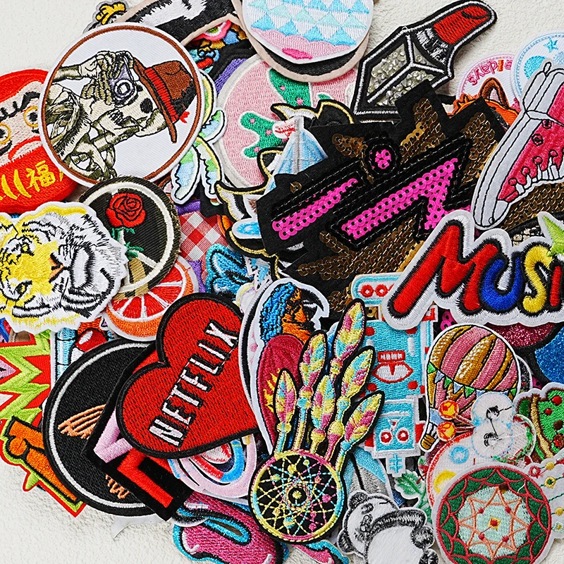 10/20/30pcs/lot Random Mix Iron On and Sew-On Badge Patches for Fashion Clothes Decoration Apparel Fabric Backpack Sew Appliques