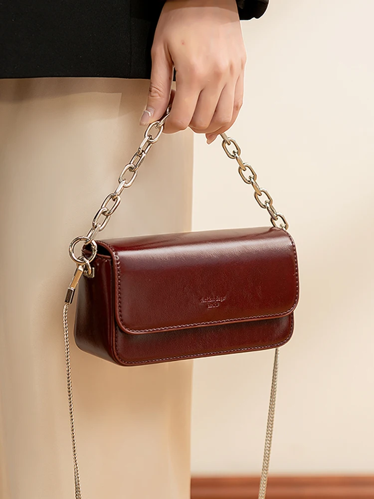 

Retro Red Small Square Bag Elegant Women's Wedding Handbag Bridal Single Shoulder Underarm Bag Chains Crossbody Pouch Send Gift