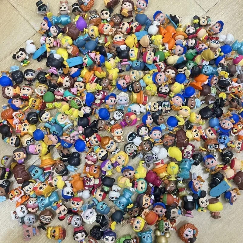 Figuras de Anime de Disney Doorables serie 9, Kawaii, Mickey Stitch, Blancanieves, sirena, ojos grandes, colección de muñecos, modelo de juguete, regalos para niños