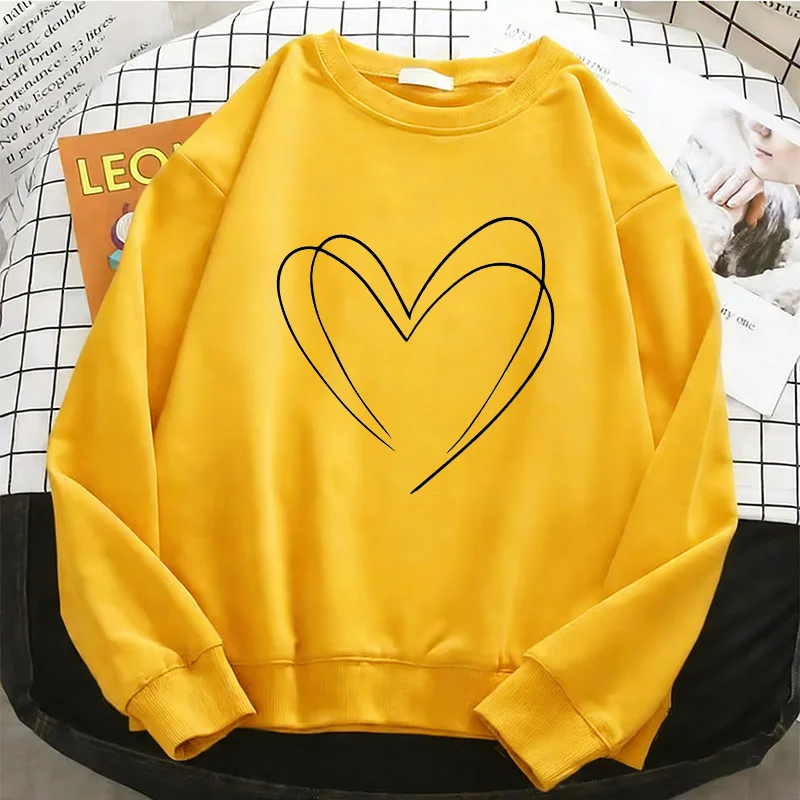 Grafisches Herz-Motiv Damen-Hoodies Trendiger Winter-Herbst-Sweatshirt Weicher Modischer O-Ausschnitt Pullover Lässige Damenkleidung