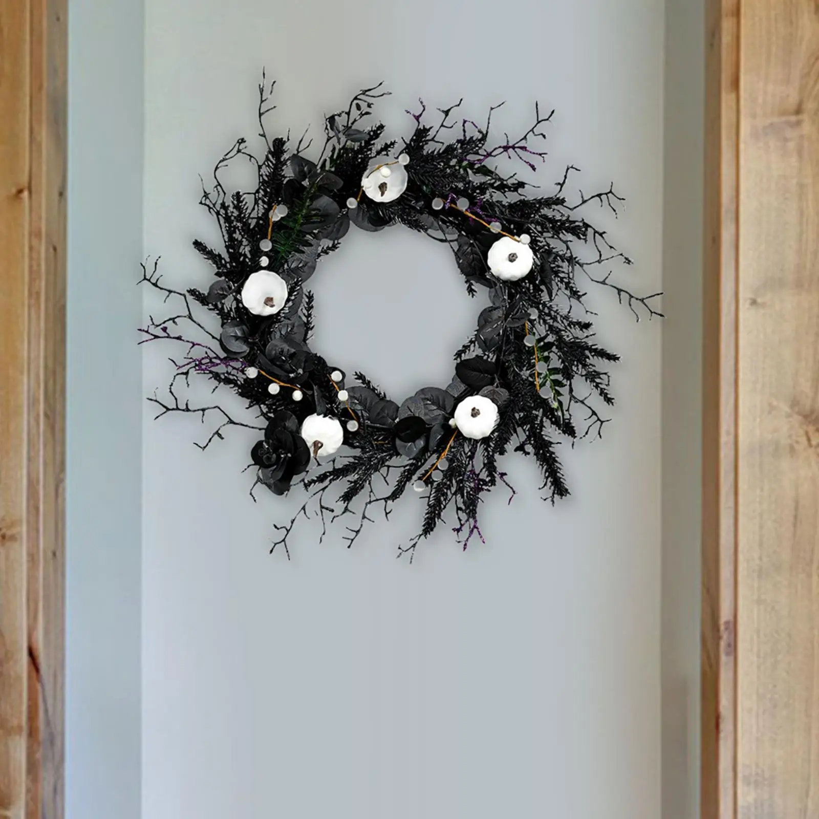 

Halloween Wreath for Front Door Creepy Wreath Decorations Decoration with White Pumpkin Garland for Home Outdoor Photo Props