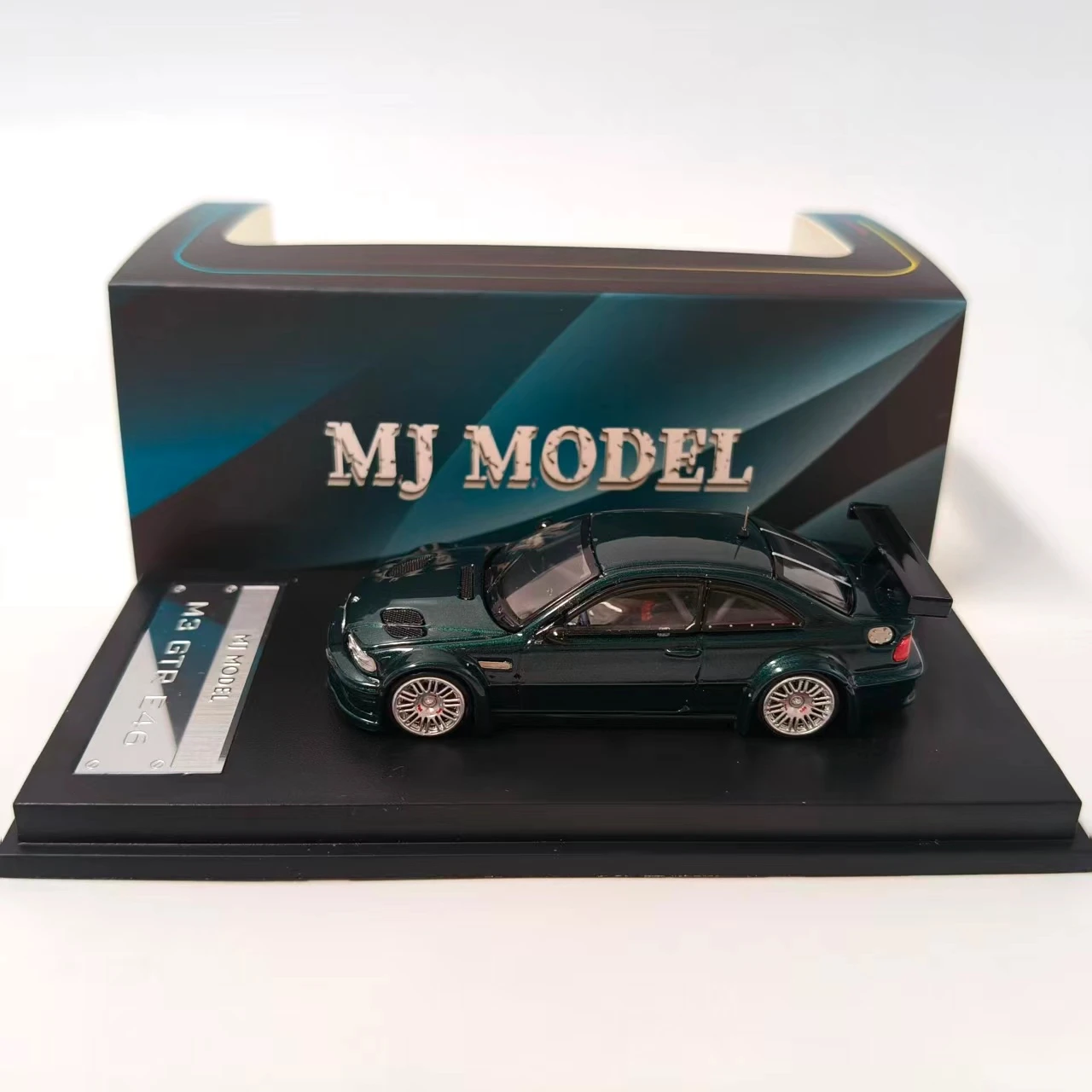 

Модель автомобиля MJ 1:64 M3 GTR E46 3 Series, литая под давлением, из сплава, миниатюрная, для детей