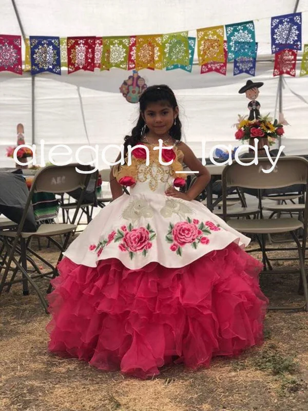 White Fuchsia Embroiderty Little Pricess Mini Quinceanera Dresses 2023 Floral Off Shoulder Infant Flower Girls Dress