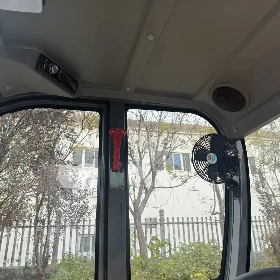 جرافة ذراع تلسكوبية 2 طن مع رافعة ذراع تلسكوبية للكابينة، جرافة ذات عجلات منزلقة للبيع