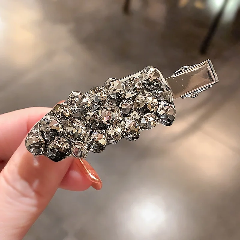 presilha-de-cabelo-versatil-com-diamantes-elegante-tipo-bico-de-pato-acessorio-de-moda-feminino-design-sem-costura-grampo-lateral-para-cabelo
